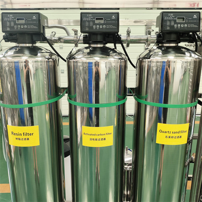 純粋なミネラル水浄化のための1トンの単極逆オスモス装置
